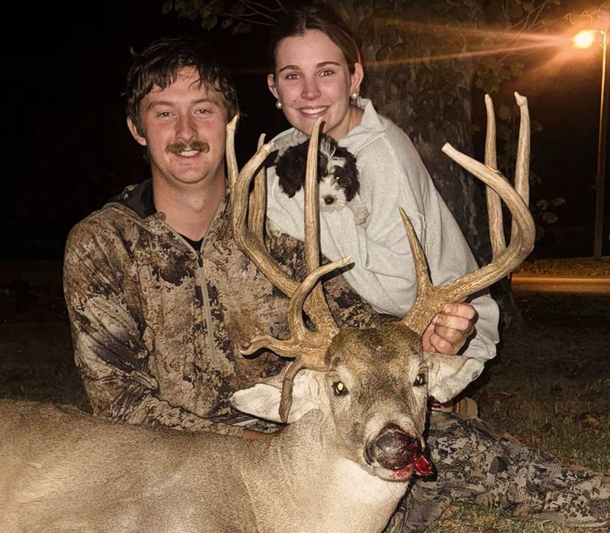 Whitetail deer hunt with Bitter Creek Outfitters in southwest Oklahoma